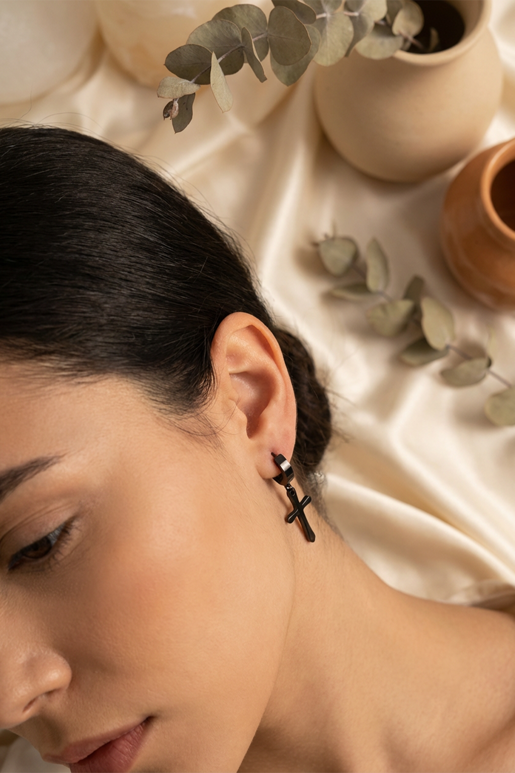 Grandes Boucles Croix - Lucie Noir