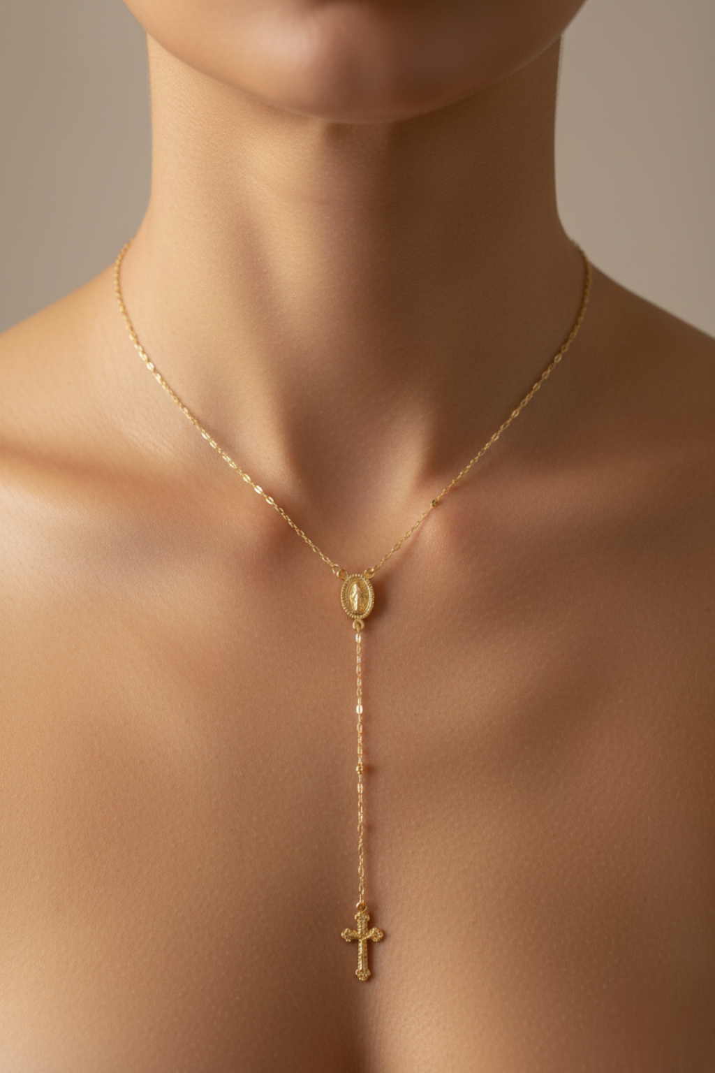 Collar Cruz<br> Medalla Religiosa Oro