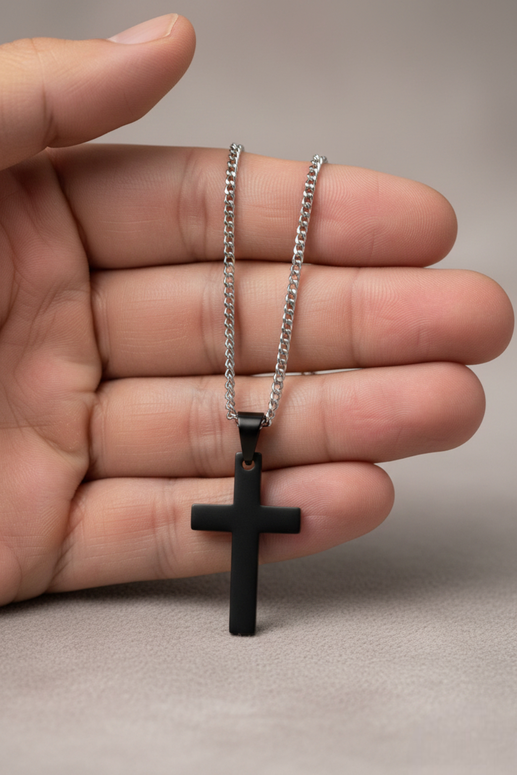 Collier Croix Pendentif Noir