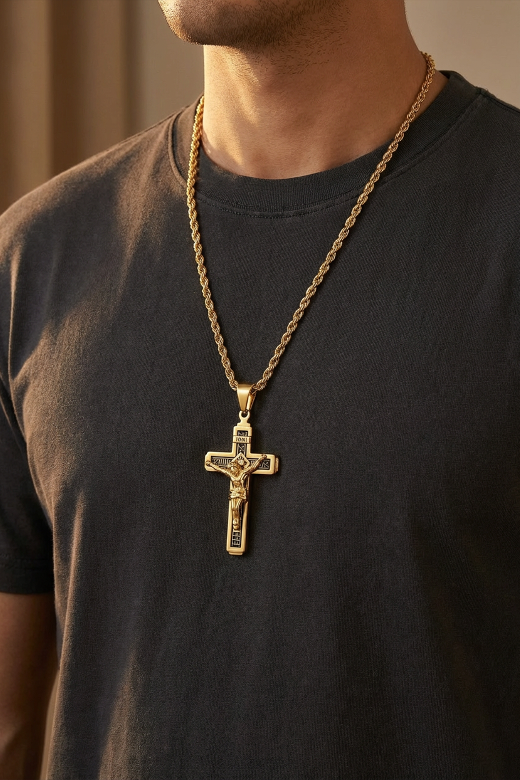 Collier Crucifix - INRI Doré