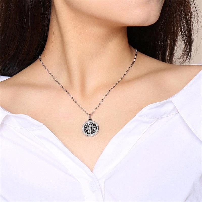 Pendentif Religieux <br> Médaille de Saint-Benoît Acier Protection-Boutique Chrétienne